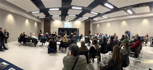 Residents in Wards 1 and 2 attend the Fall Forum on October 21 to connect with Members of Council and learn about new programs and events.